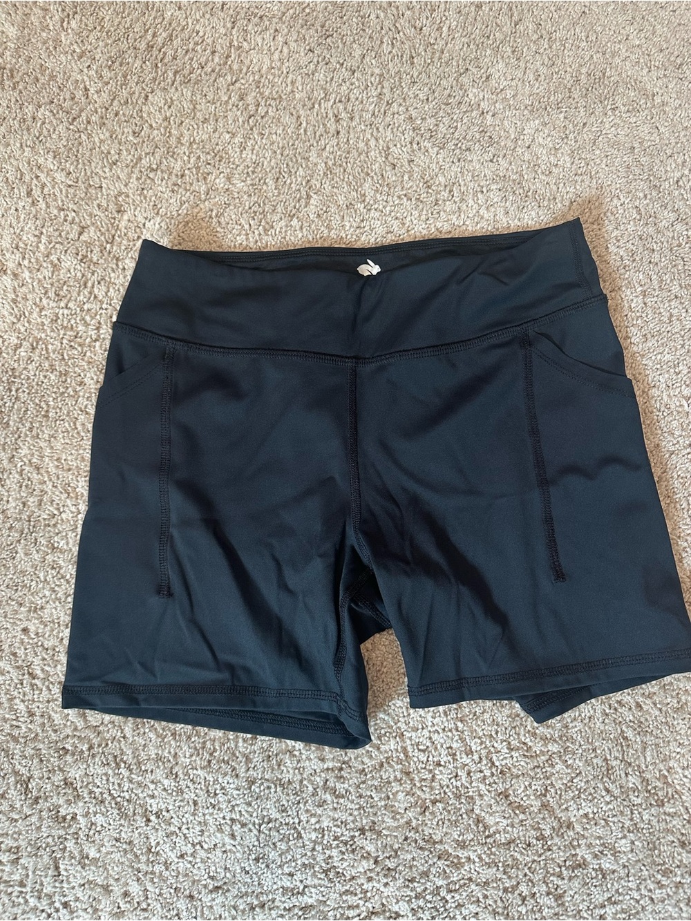 Rabbit Speed Leggy 4” short
Black